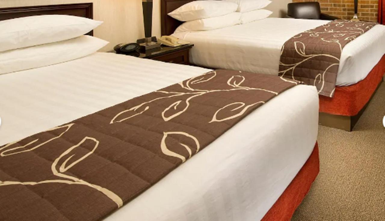 Hotel Lotus Kansas City Merriam Εξωτερικό φωτογραφία