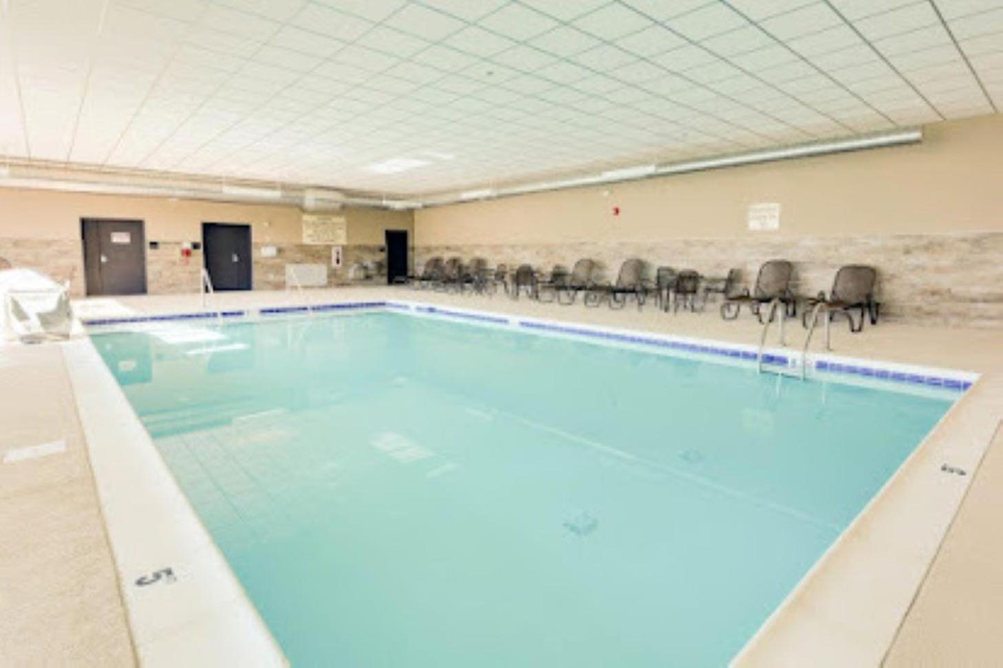 Hotel Lotus Kansas City Merriam Εξωτερικό φωτογραφία
